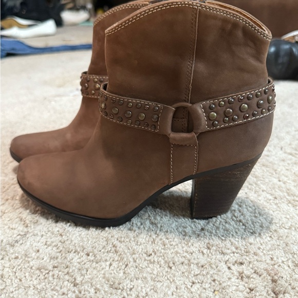 Sofft Tan Studded Ankle Booties - Picture 1 of 3